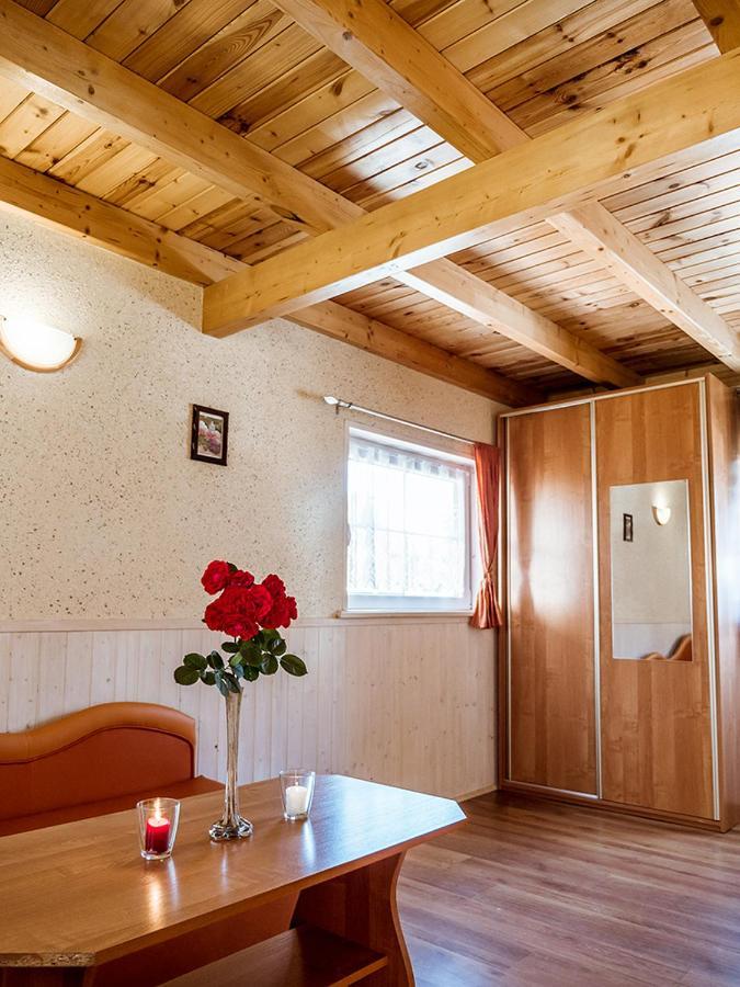 U Sylwi Domki Drewniane Trzęsacz Exteriér fotografie